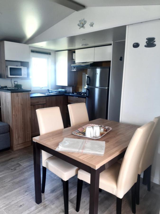 Camping Des Dunes De Contis Mobilhome 3Ch, Сен-Жулиен-ан-Борн Екстериор снимка
