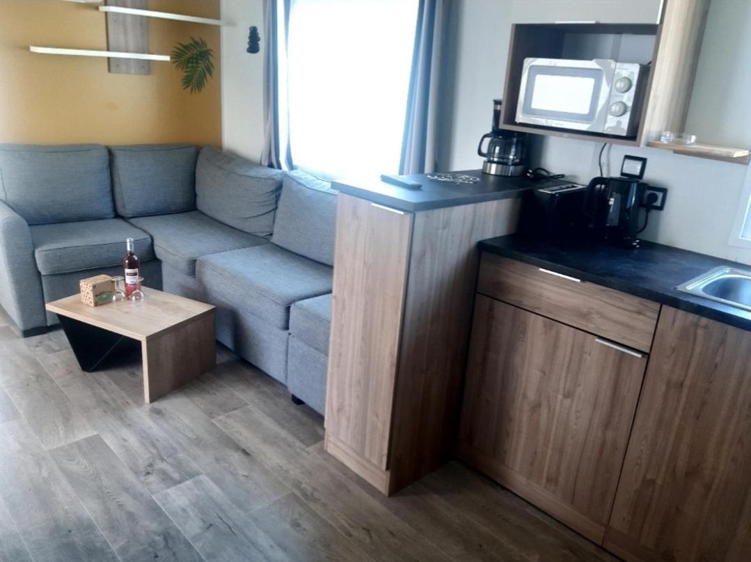 Camping Des Dunes De Contis Mobilhome 3Ch, Сен-Жулиен-ан-Борн Екстериор снимка